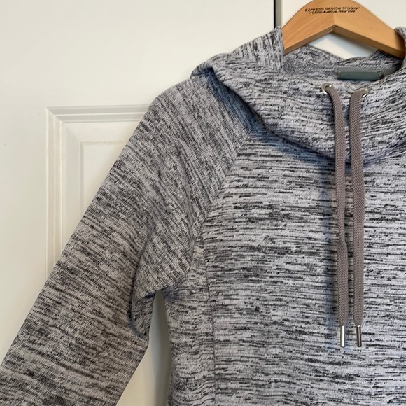 Athleta sweatshirt - Picture 2 of 7